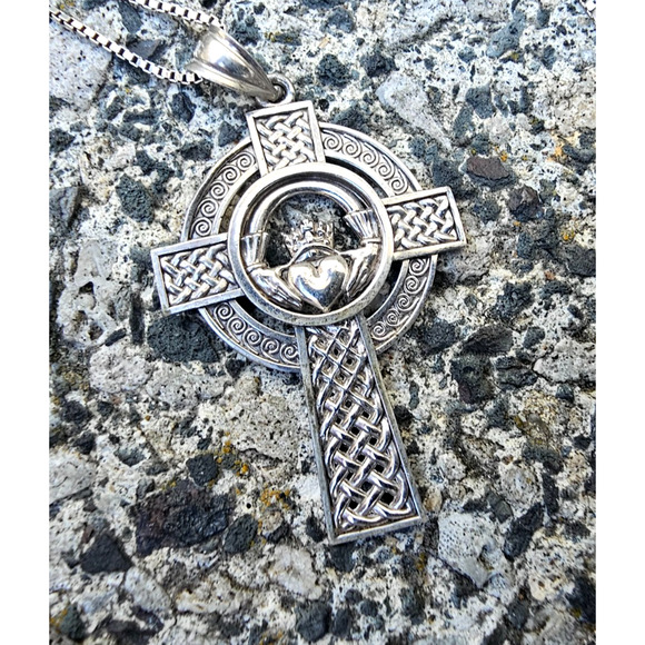 18.5" Sterling Silver Irish Claddagh Celtic Cross Necklace & Pendant Italy - Picture 1 of 4